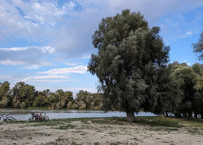 Palkovics Vendeghaz Dunabogdány